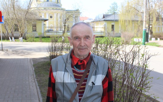 Александр Подвязников из Мосальского района хранит память об отце