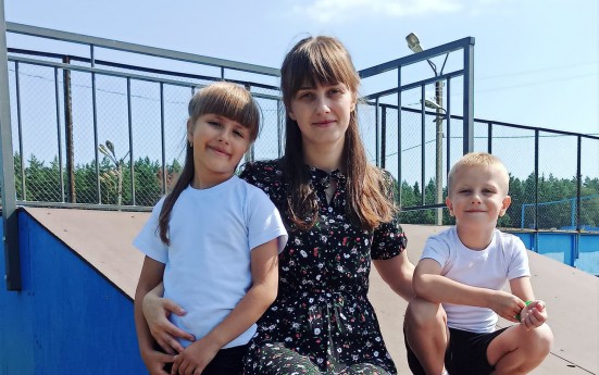 Татьяна Младан: «Жители Мосальского района должны быть уверены в безопасности детских площадок»