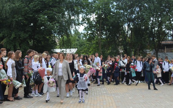 В российских школах прошли праздничные линейки в честь 1 сентября