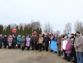 В Мосальске у мемориала воинам-освободителям состоялся митинг